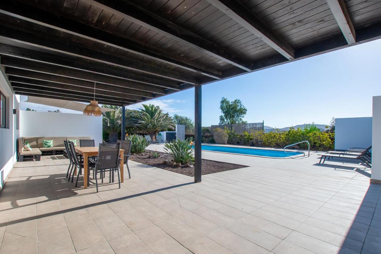 Heated & Shared Pool Villa Matriana 36A, North Shore Villas Lajares Exteriör bild